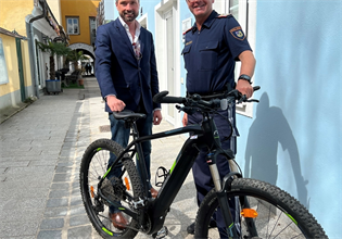 Stadtpolizei jetzt per E-Bike auf Streife
